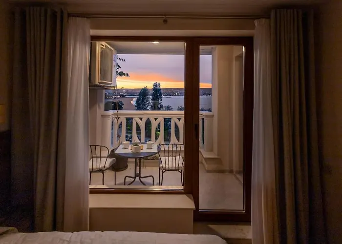 Marina Apartment-2bdr At South Bay Complex Апартаменты Варна