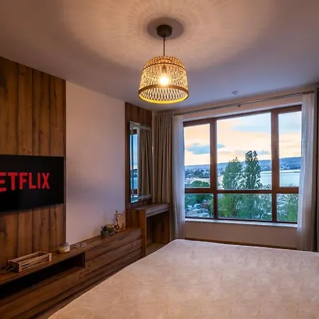 アパート Marina Apartment-2bdr At South Bay Complex ヴァルナ