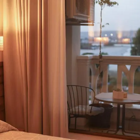 Marina Apartment-2bdr At South Bay Complex アパート ヴァルナ