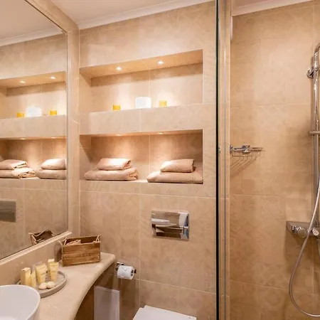 Marina Apartment-2bdr At South Bay Complex * ヴァルナ